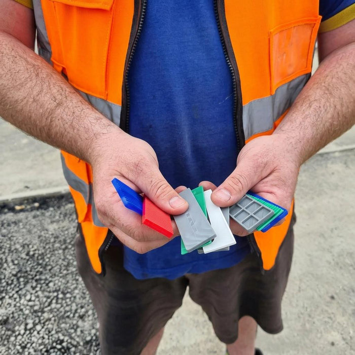 300 x Plastic Window & Glazing Spacer Packers 1mm - 6mm